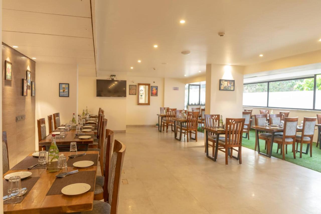 Hotel Citrus Prime Candolm, Goa Кандолим Екстериор снимка