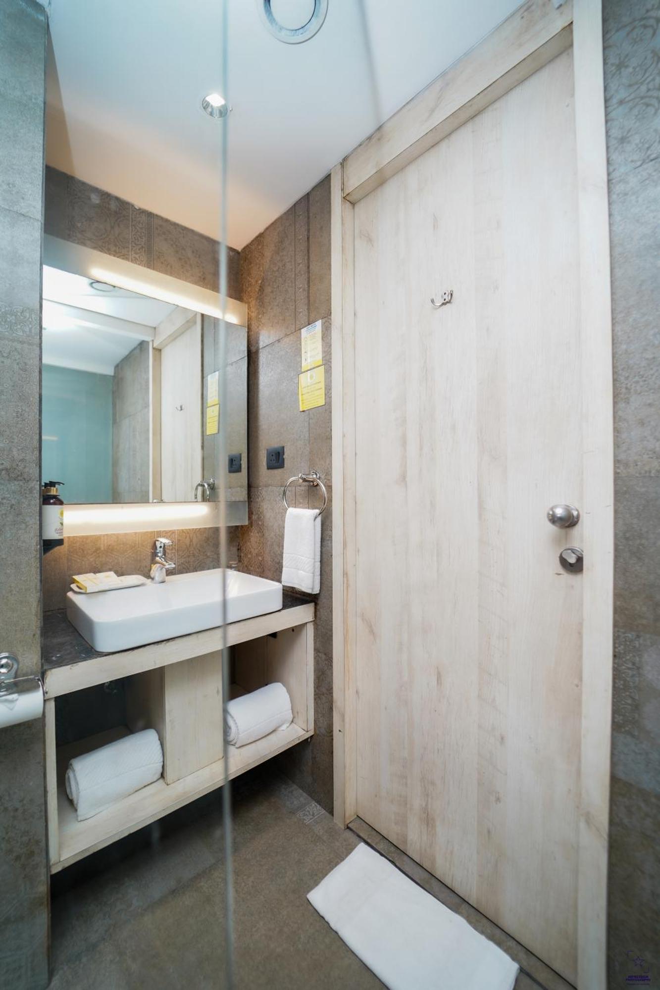Hotel Citrus Prime Candolm, Goa Кандолим Екстериор снимка